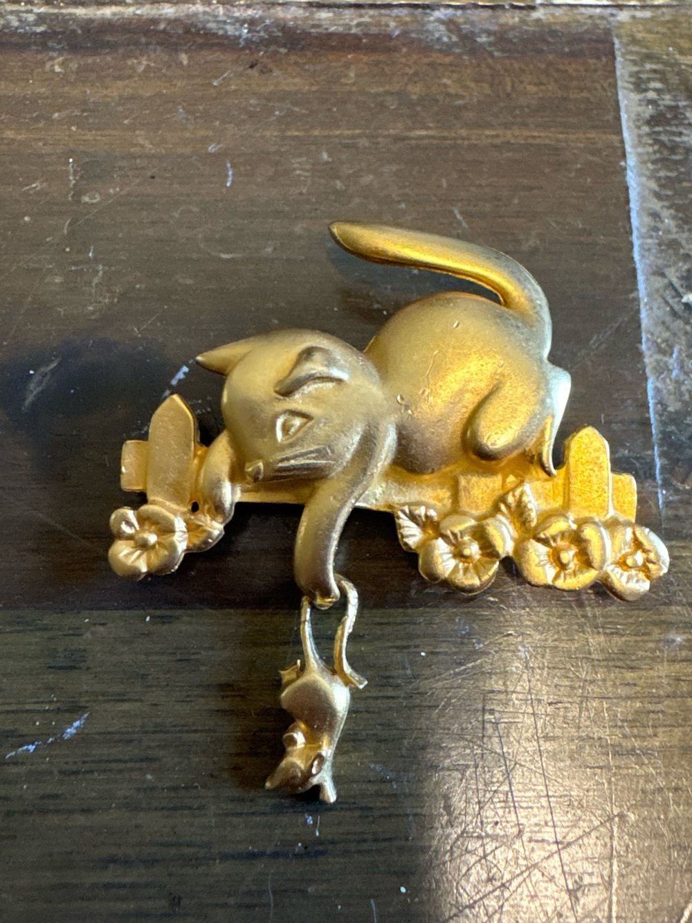 Vintage Brooch Cat On Fence Dangling Mouse By Tail Gold Tone Kitten Jewelry